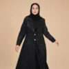 عباية المندوس السوداء - تفاصيل التصميم الأمامي