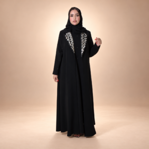 عباية ثري كلوفر كوبرا، إطلالة أمامية كاملة